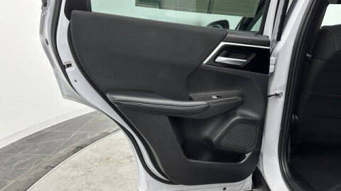 2023 Mitsubishi Outlander ES