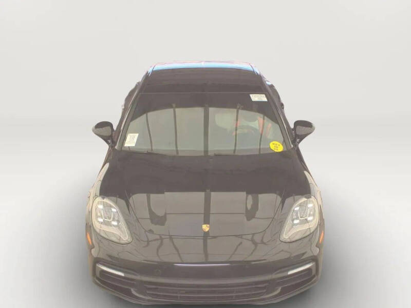 2018 Porsche Panamera