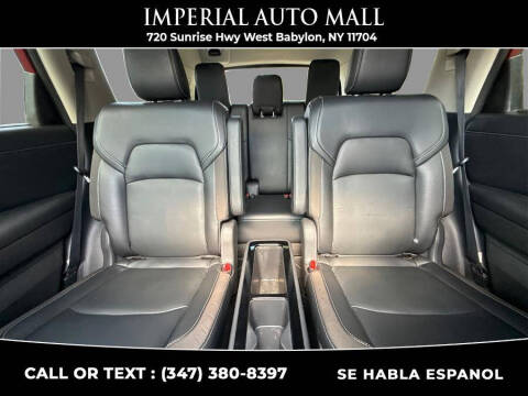 2022 Nissan Pathfinder SL