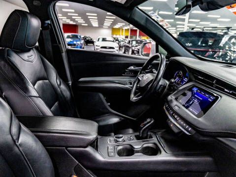 2020 Cadillac XT4 Premium Luxury