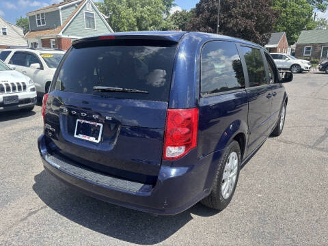 2013 Dodge Grand Caravan American Value Package