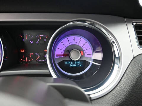 2011 Ford Mustang V6