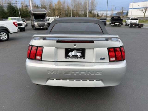 2001 Ford Mustang