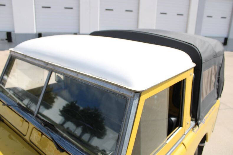 1979 Land Rover Santana