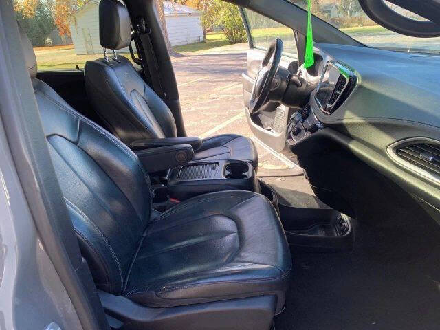 2021 Chrysler Pacifica Touring L