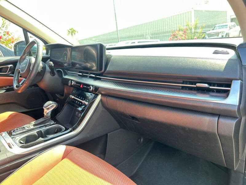 2023 Kia Carnival SX Prestige