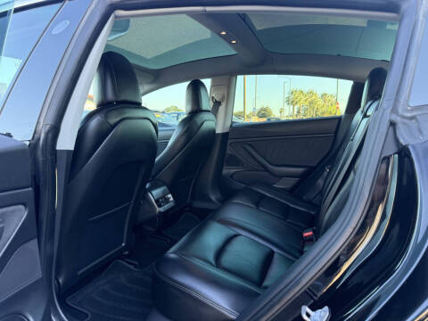 2018 Tesla Model 3 Mid Range