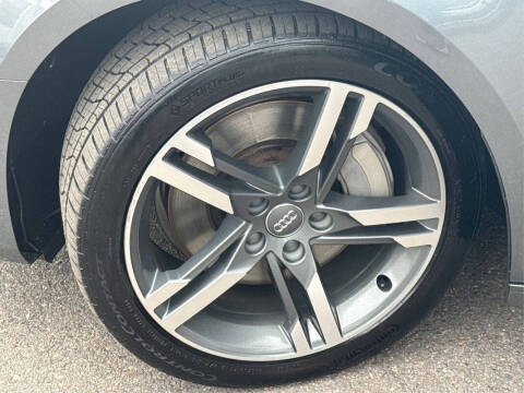 2017 Audi A4 2.0T quattro Premium Plus