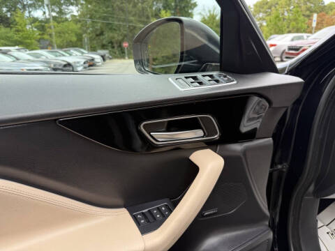 2019 Jaguar F-PACE 25t Premium