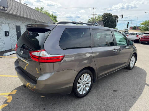 2015 Toyota Sienna