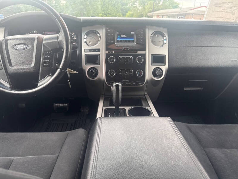 2017 Ford Expedition XLT