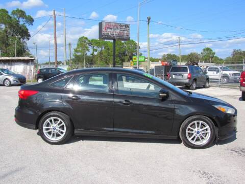 2015 Ford Focus for sale at Checkered Flag Auto Sales in Lakeland FL