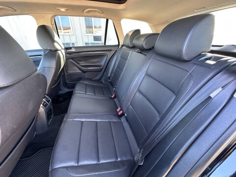 2011 Volkswagen Jetta SportWagen TDI