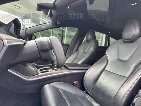 2023 Tesla Model S Standard Range
