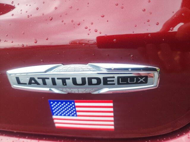 2022 Jeep Compass Latitude Lux