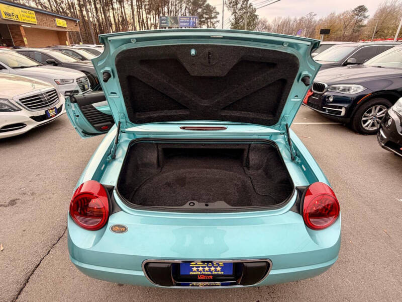 2002 Ford Thunderbird Deluxe