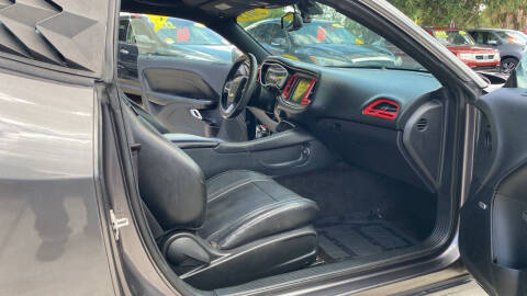 2015 Dodge Challenger SXT Plus