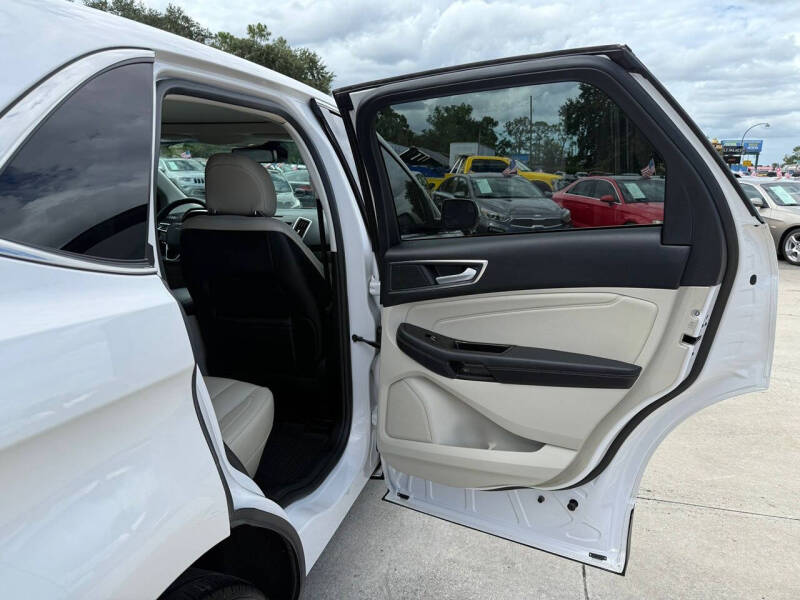 2019 Ford Edge Titanium