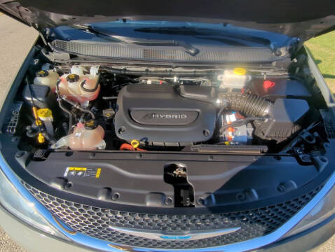 2020 Chrysler Pacifica Hybrid Touring L