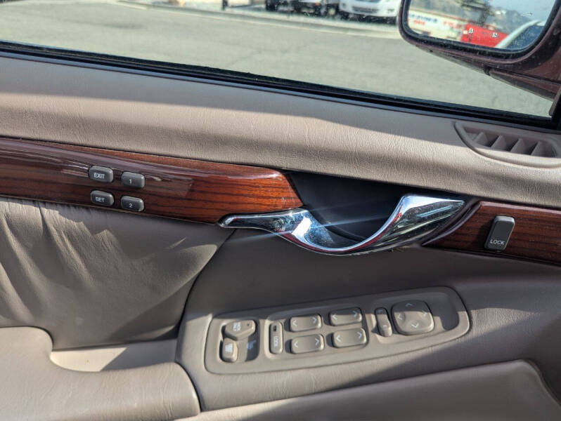 2000 Cadillac DeVille DHS