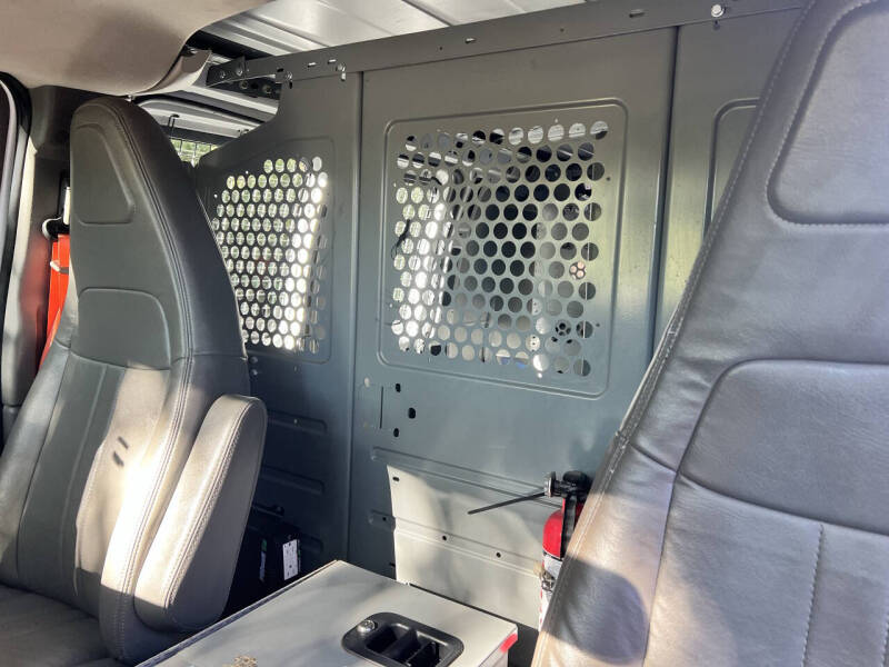2017 Chevrolet Express 2500