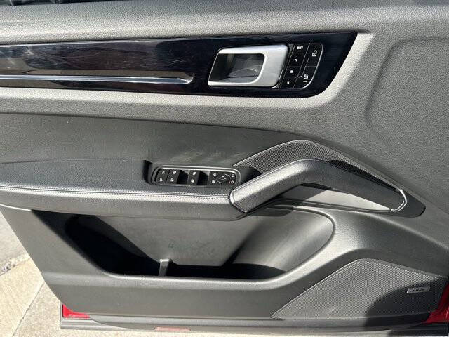 2021 Porsche Cayenne S Coupe