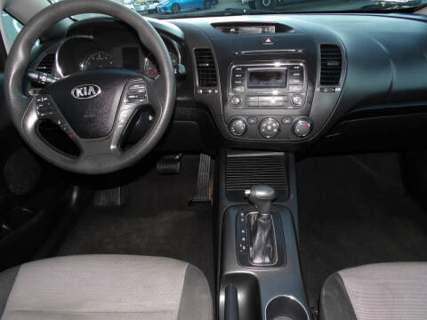 2016 Kia Forte5 LX