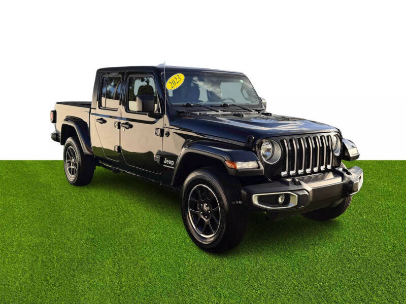 2023 Jeep Gladiator Overland