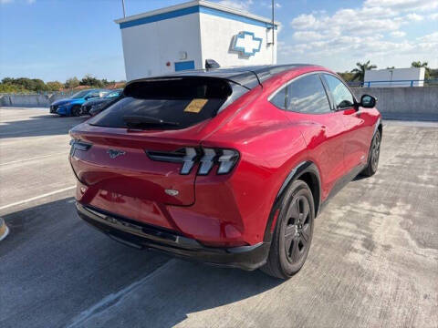 2022 Ford Mustang Mach-E California Route 1