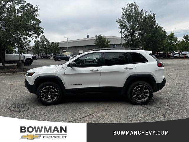 2020 Jeep Cherokee for sale at Bowman Auto Center in Clarkston, MI