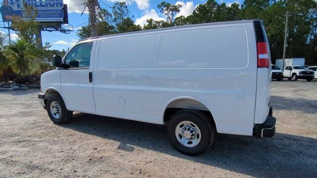 2025 Chevrolet Express 2500