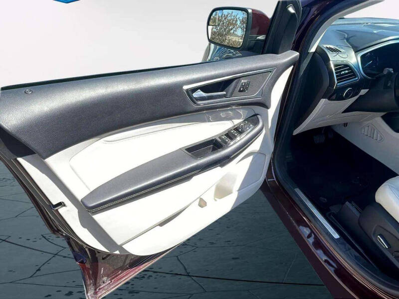 2018 Ford Edge Titanium