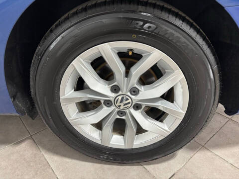 2017 Volkswagen Passat 1.8T S