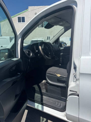 2017 Mercedes-Benz Metris Worker Cargo