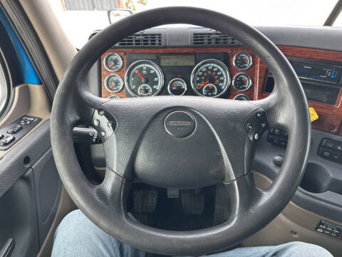 2016 Freightliner Cascadia