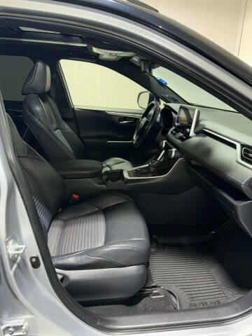 2019 Toyota RAV4 Hybrid XSE