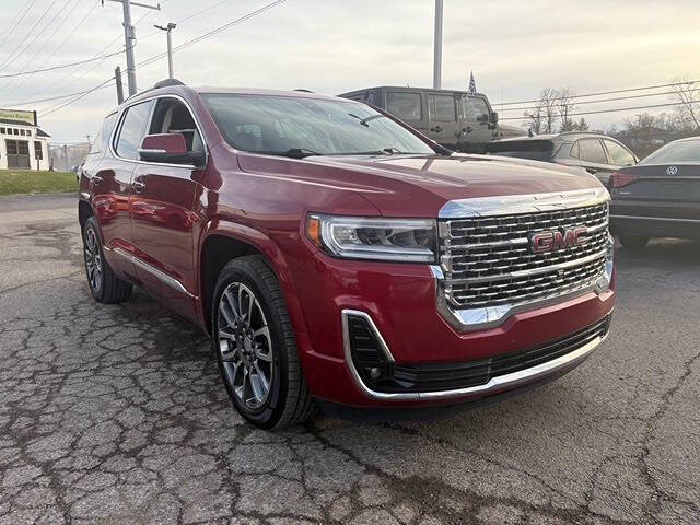 2020 GMC Acadia Denali's photo