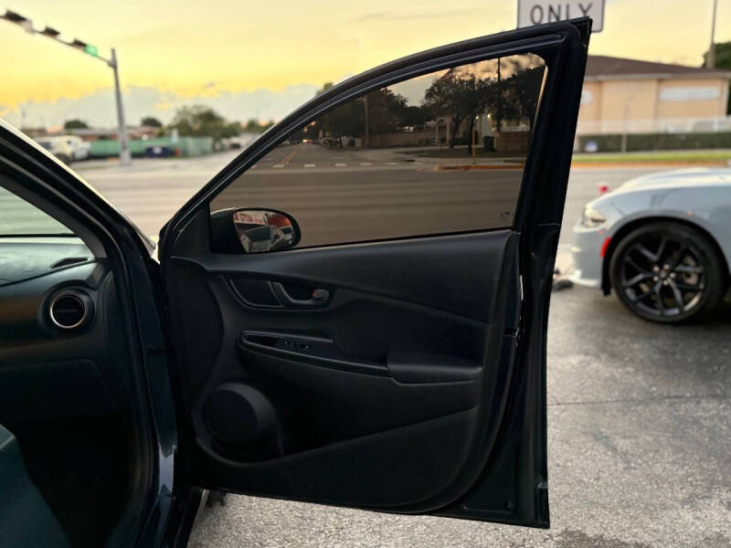 2021 Hyundai Kona SE