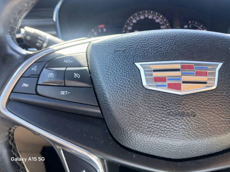 2017 Cadillac XT5 Luxury