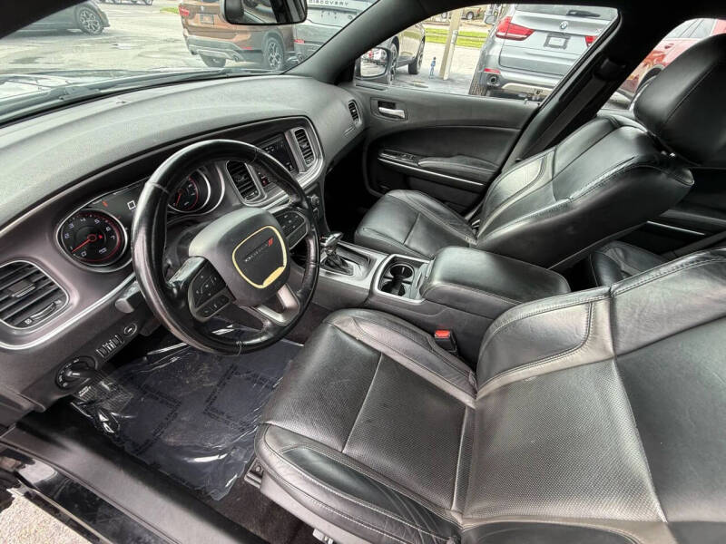 2020 Dodge Charger SXT