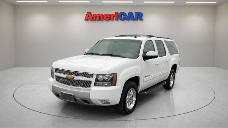 2013 Chevrolet Suburban LT's photo