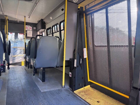 2015 Ford E-Series E-450 SD