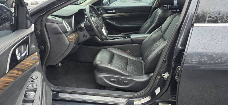 2016 Nissan Maxima Platinum