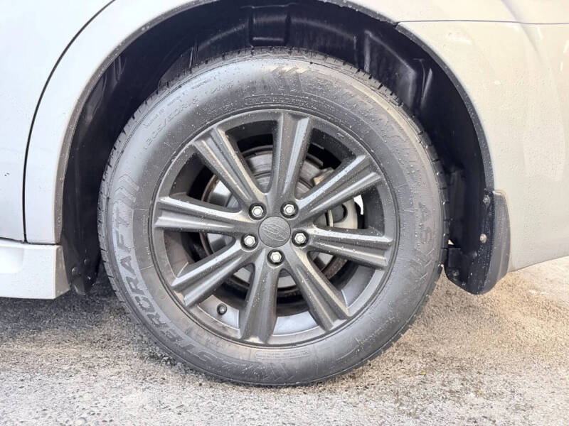 2010 Subaru Legacy 2.5i Premium