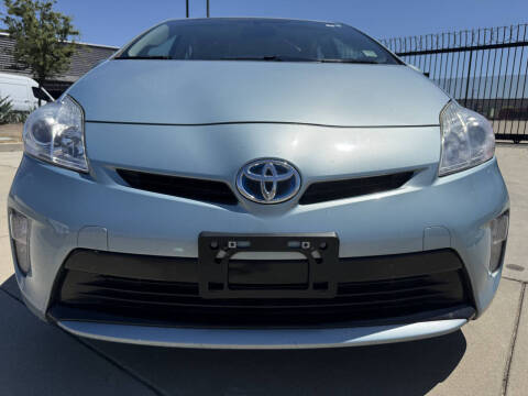 2012 Toyota Prius Two