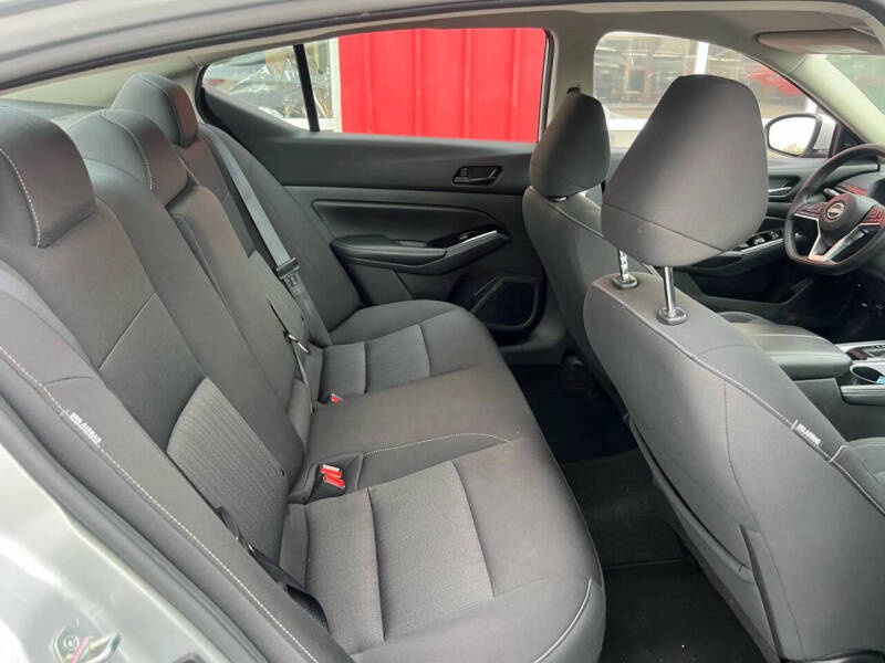 2023 Nissan Altima 2.5 SV