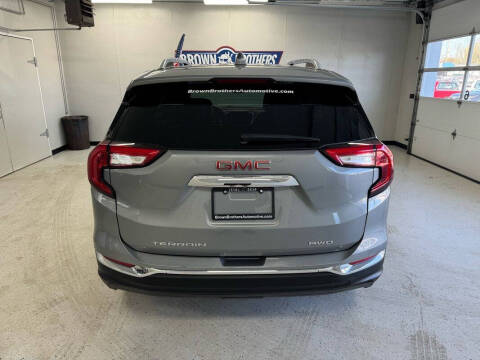 2023 GMC Terrain SLT