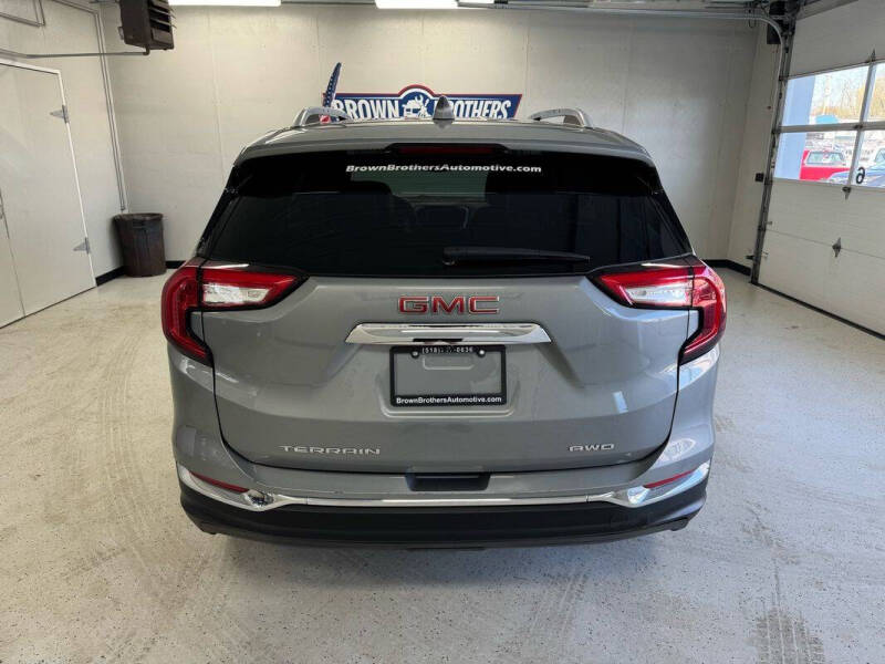 2023 GMC Terrain SLT