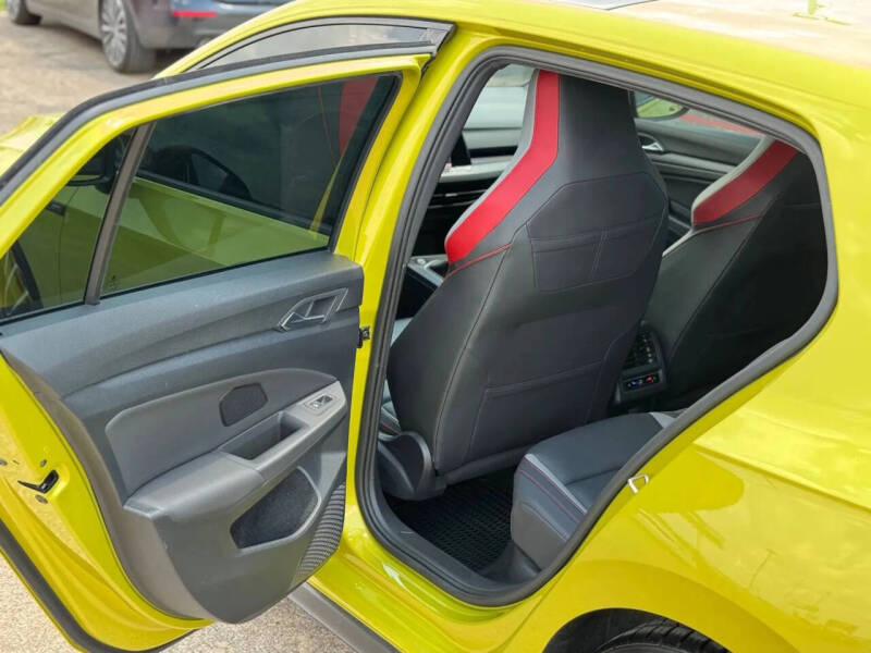 2022 Volkswagen Golf GTI Autobahn