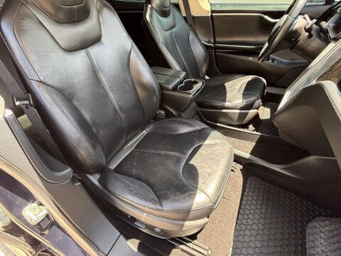 2014 Tesla Model S